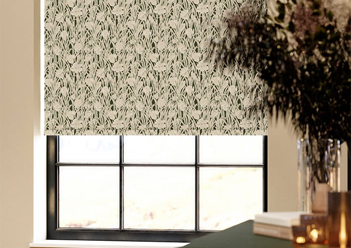 Emily Bond Crocus, Green - Roller Blind - Image 5